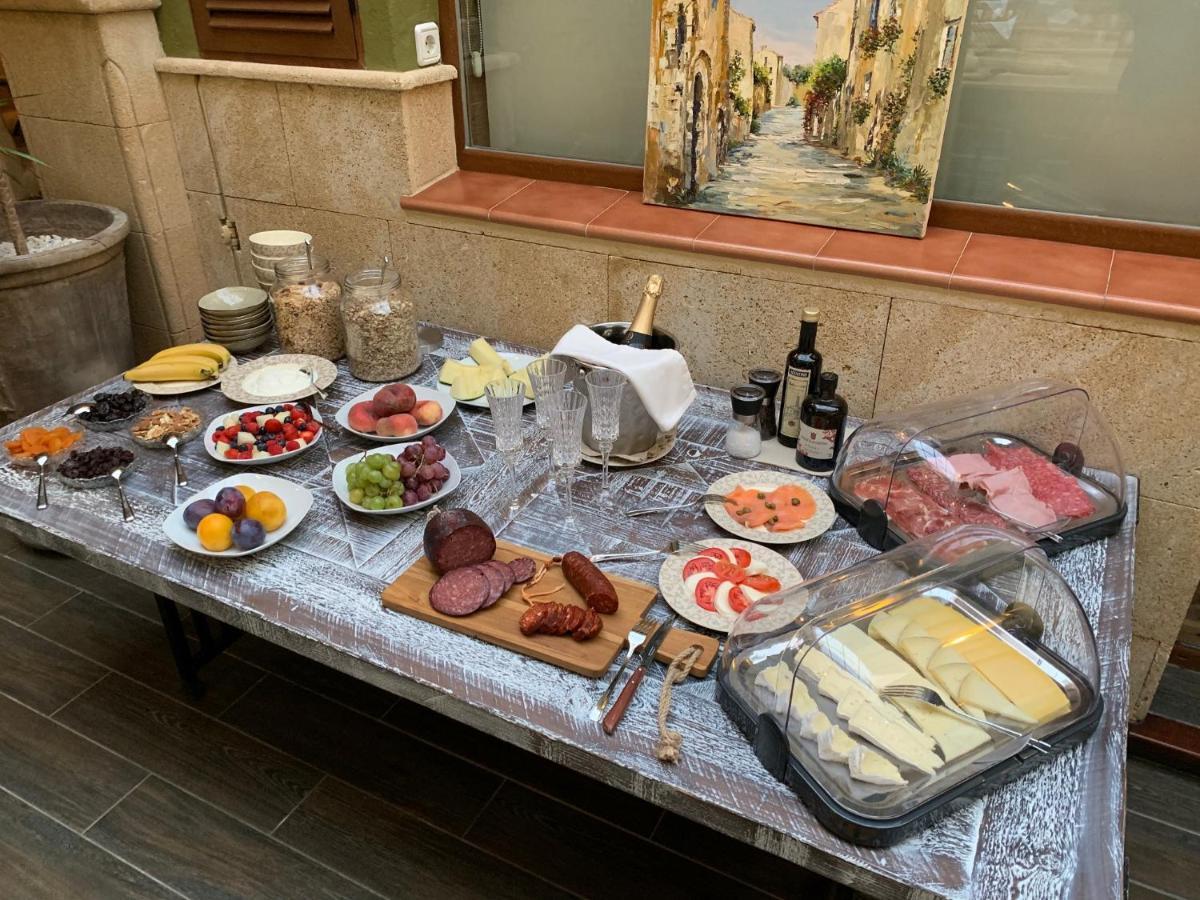 Casa Mistela Bed & Breakfast Jalon